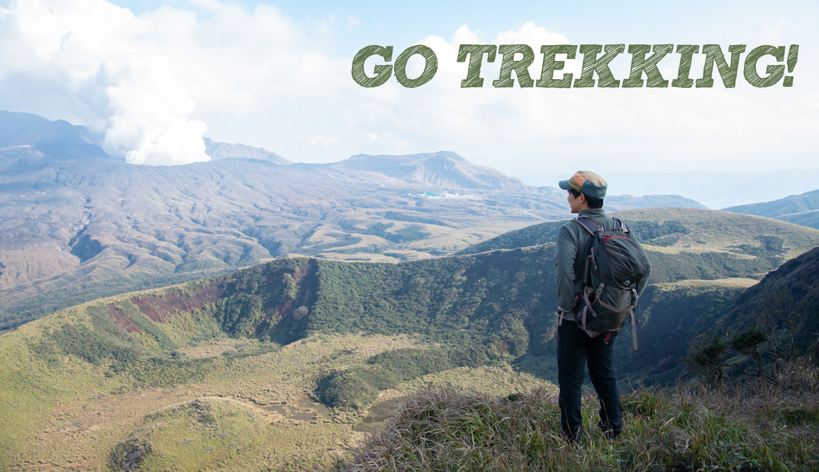 trekking image